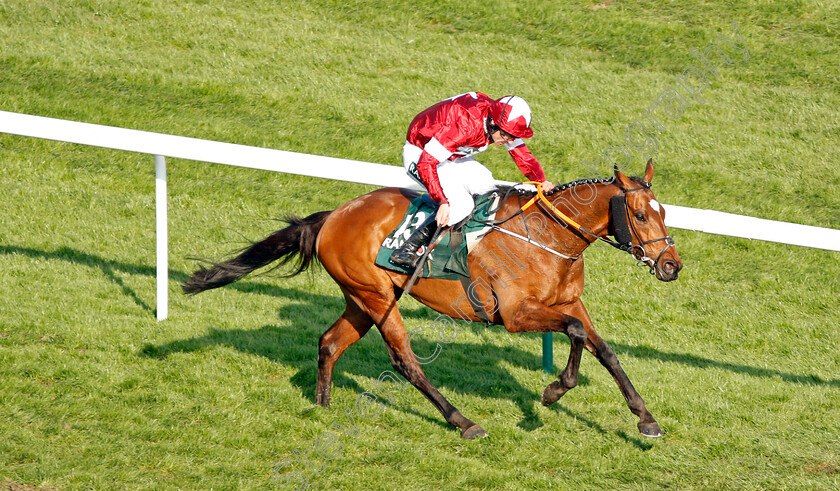 Tiger-Roll-0007 
 TIGER ROLL (Davy Russell) wins The Randox Health Grand National Aintree 14 Apr 2018 - Pic Steven Cargill / Racingfotos.com