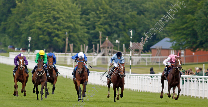 Lionel-0002 
 LIONEL (right, Jamie Spencer) beats ALDOUS HUXLEY (centre) in The British Stallion Studs EBF Cocked Hat Stakes
Goodwood 20 May 2022 - Pic Steven Cargill / Racingfotos.com