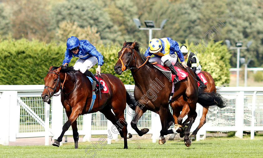 Walkinthesand-0001 
 WALKINTHESAND (right, Tom Marquand) beats GOOD FORTUNE (left) in The Smarkets Conditions Stakes
Sandown 19 Sep 2018 - Pic Steven Cargill / Racingfotos.com