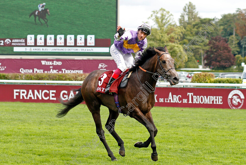 Angel-Bleu-0009 
 ANGEL BLEU (Frankie Dettori) winner of The Qatar Prix Jean-Luc Lagardere
Longchamp 3 Oct 2021 - Pic Steven Cargill / Racingfotos.com