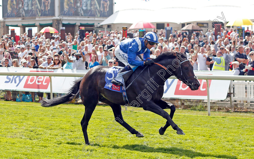 Alflaila-0005 
 ALFLAILA (Jim Crowley) wins The Sky Bet & Symphony Group Strensall Stakes
York 20 Aug 2022 - Pic Steven Cargill / Racingfotos.com