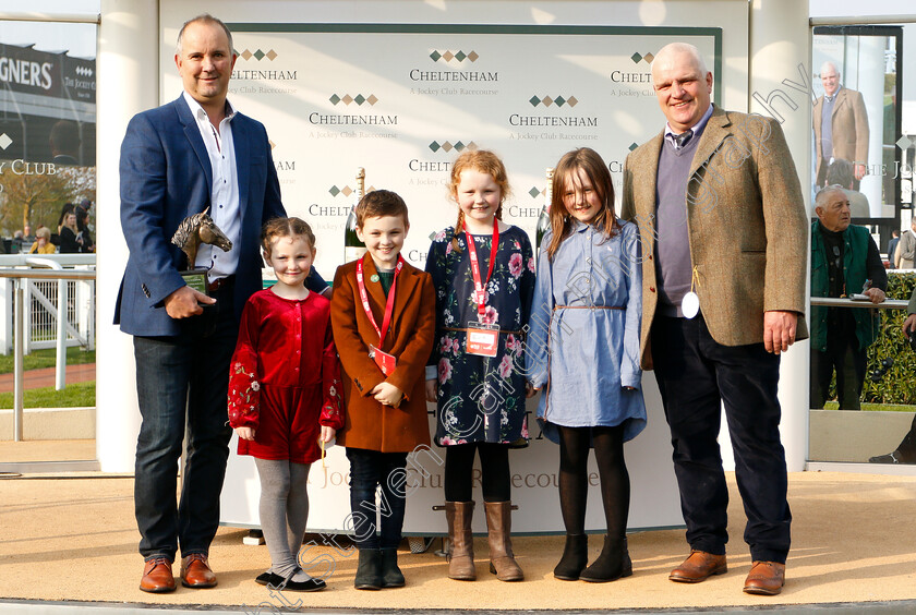 Uno-Mas-0006 
 Presentation for The Cheltenham Pony Racing Authority Graduates Handicap Hurdle won by UNO MAS
Cheltenham 17 Apr 2019 - Pic Steven Cargill / Racingfotos.com