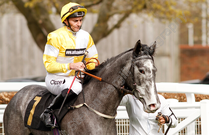 Rishes-Baar 
 RISHES BAAR (Daniel Tudhope)
Newmarket 12 Apr 2022 - Pic Steven Cargill / Racingfotos.com