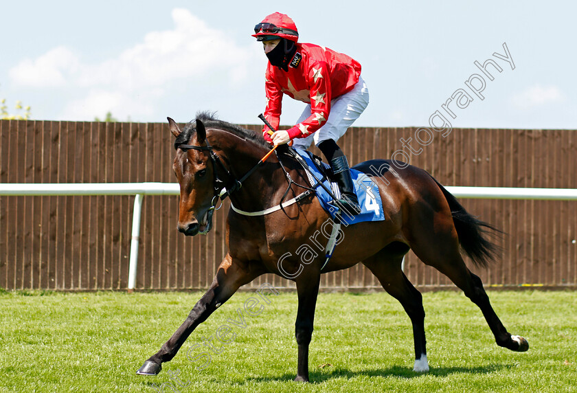 Mr-McCann-0002 
 MR MCCANN (Richard Kingscote)
Leicester 1 Jun 2021 - Pic Steven Cargill / Racingfotos.com