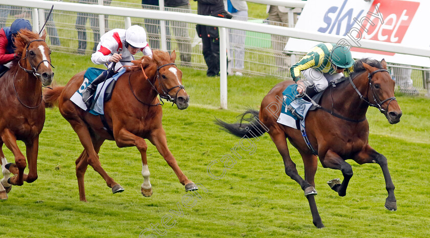 Chesspiece-0006 
 CHESSPIECE (Ryan Moore) beats LAND LEGEND (2nd left) in The Collective Green Energy Handicap
York 18 May 2023 - Pic Steven Cargill / Racingfotos.com