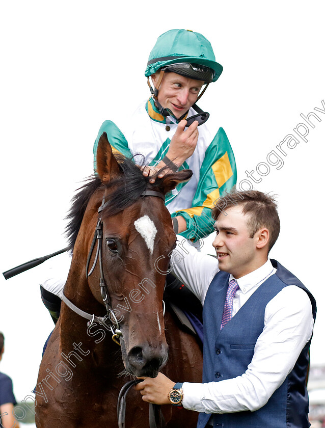 Porta-Fortuna-0011 
 PORTA FORTUNA (Tom Marquand) wins The Coronation Stakes
Royal Ascot 21 Jun 2024 - Pic Steven Cargill / Racingfotos.com