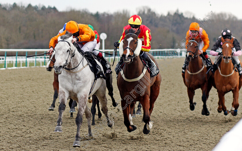 Cappananty-Con-0001 
 CAPPANANTY CON (left, Rhys Clutterbuck) beats GARTH ROCKETT (centre) in The Betway Handicap
Lingfield 13 Feb 2021 - Pic Steven Cargill / Racingfotos.com