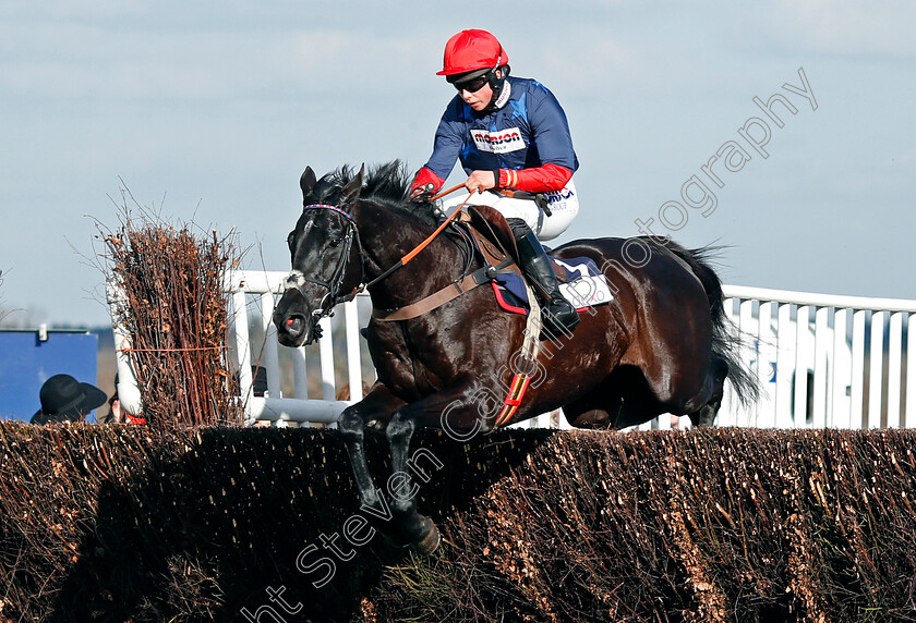 Black-Corton-0004 
 BLACK CORTON (Bryony Frost) wins The Sodexo Reynoldstown Novices Chase Ascot 17 Feb 2018 - Pic Steven Cargill / Racingfotos.com