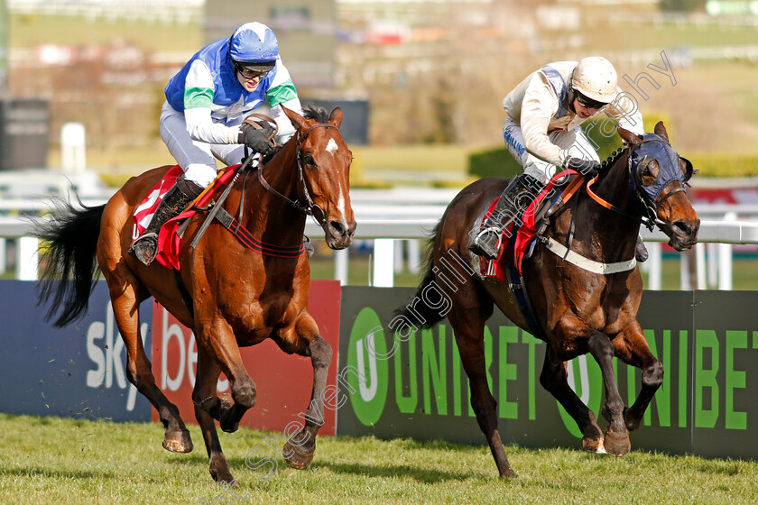 Coo-Star-Sivola-0002 
 COO STAR SIVOLA (left, Lizzie Kelly) beats SHANTOU FLYER (right) in The Ultima Handicap Chase Cheltenham 13 Mar 2018 - Pic Steven Cargill / Racingfotos.com