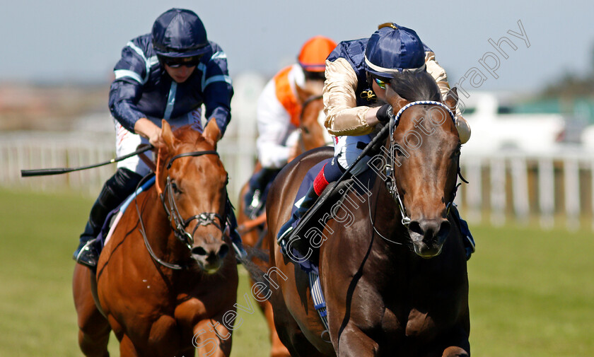 Manettino-0007 
 MANETTINO (David Egan) wins The British Stallion Studs EBF Maiden Stakes
Yarmouth 9 Jun 2021 - Pic Steven Cargill / Racingfotos.com