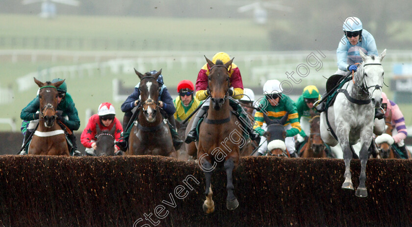 Siruh-Du-Lac-0002 
 SIRUH DU LAC (centre, Lizzie Kelly) jumps with ACTIVIAL (right) in The Spectra Cyber Security Solutions Trophy Handicap Chase
Cheltenham 26 Jan 2019 - Pic Steven Cargill / Racingfotos.com