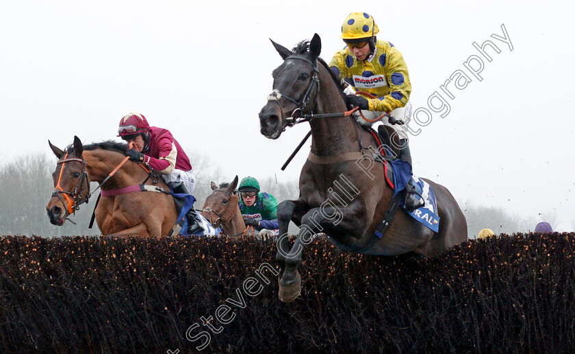 Yala-Enki-0001 
 YALA ENKI (Bryony Frost)
Chepstow 27 Dec 2019 - Pic Steven Cargill / Racingfotos.com