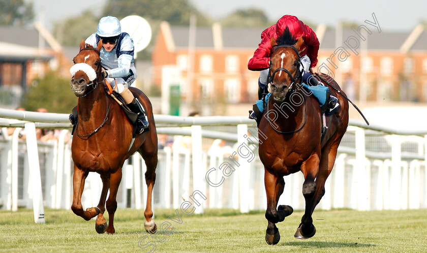 Legends-Of-War-0005 
 LEGENDS OF WAR (right, Oisin Murphy) beats BAROSSA RED (left) in The Compton Beauchamp Estates Ltd EBF Novice Stakes
Newbury 26 Jul 2018 - Pic Steven Cargill / Racingfotos.com