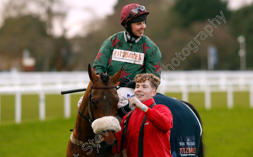 Fiercely-Proud-0008 
 FIERCELY PROUD (Kielan Woods) winner of The Ladbrokes Handicap Hurdle
Ascot 21 Dec 2024 - Pic Steven Cargill / Racingfotos.com