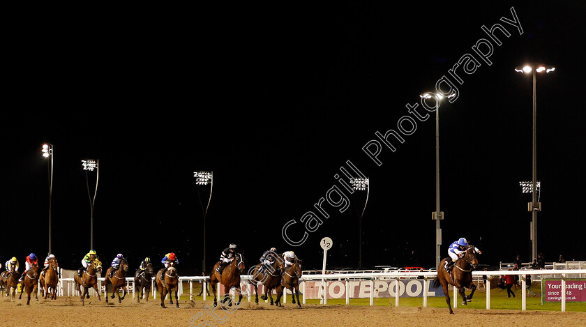 Lucymai-0001 
 LUCYMAI (Jack Duern) wins The Bet ToteWIN At betfred.com Handicap Chelmsford 23 Nov 2017 - Pic Steven Cargill / Racingfotos.com