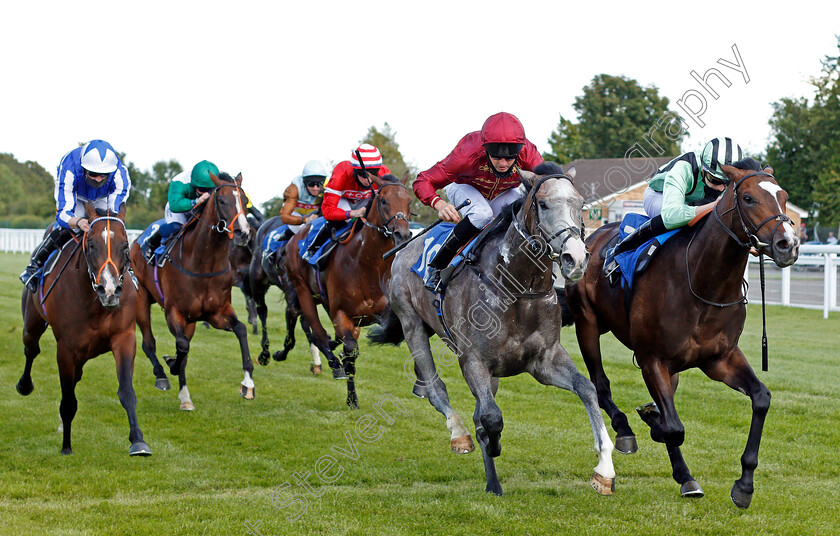 Francesco-Guardi-0004 
 FRANCESCO GUARDI (right, Hector Crouch) beats LOST IN SPACE (centre) in The EBF Stallions Novice Stakes
Salisbury 11 Jul 2020 - Pic Steven Cargill / Racingfotos.com