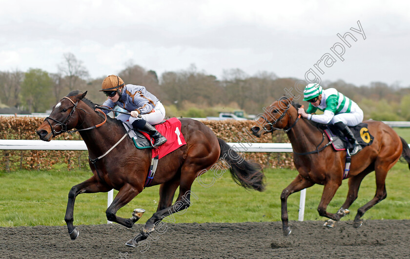 Action-Point-0004 
 ACTION POINT (Hollie Doyle) wins The Racing TV/EBF Restricted Novice Stakes
Kempton 10 Apr 2023 - Pic Steven Cargill / Racingfotos.com