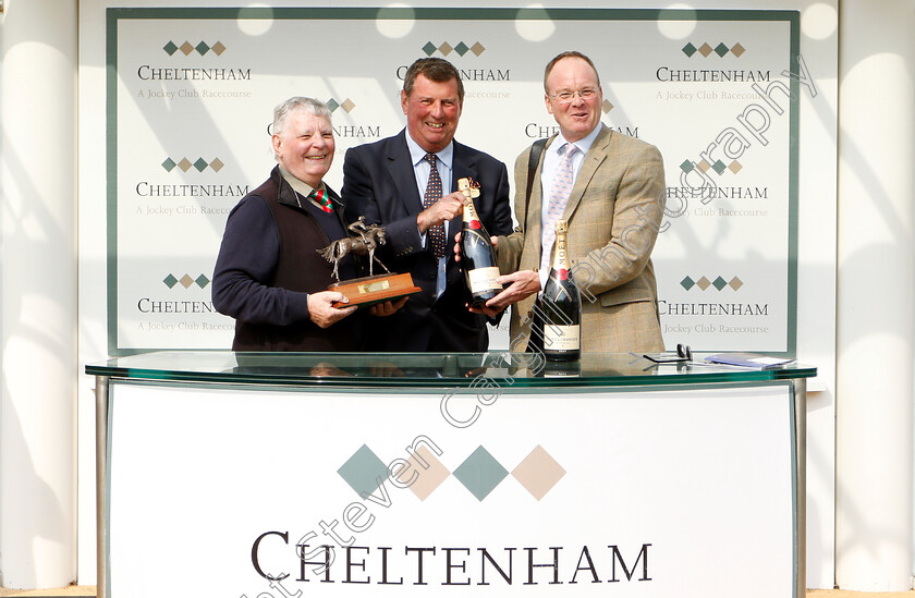 Le-Patriote-0008 
 Presentation to Richard Newland and owner for The Kingston Stud Handicap Hurdle won by LE PATRIOTE
Cheltenham 17 Apr 2019 - Pic Steven Cargill / Racingfotos.com