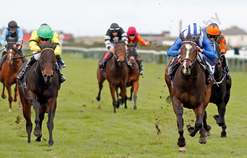 Talaaqy-0005 
 TALAAQY (right, Jim Crowley) beats PUDS (left) in The British Stallion Studs EBF Fillies Novice Stakes Yarmouth 24 Oct 2017 - Pic Steven Cargill / Racingfotos.com