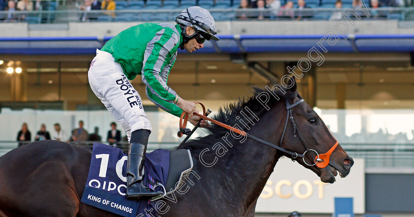 King-Of-Change-0009 
 KING OF CHANGE (Sean Levey) wins The Queen Elizabeth II Stakes
Ascot 19 Oct 2019 - Pic Steven Cargill / Racingfotos.com