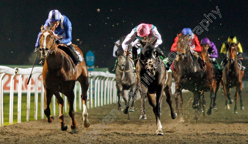 Set-Piece-0005 
 SET PIECE (right, James Doyle) beats KHUZAAM (left) in The British Stallion Studs EBF Hyde Stakes
Kempton 20 Nov 2019 - Pic Steven Cargill / Racingfotos.com