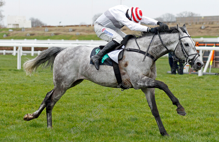 Unexpected-Party-0004 
 UNEXPECTED PARTY (Harry Skelton) wins The SBK Holloway's Handicap Hurdle
Ascot 22 Jan 2022 - Pic Steven Cargill / Racingfotos.com