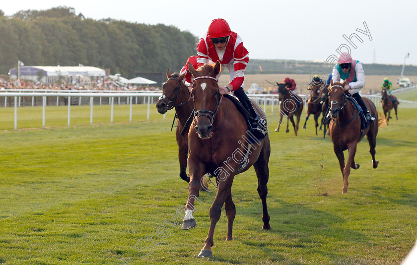 Ummalnar-0003 
 UMMALNAR (James Doyle) wins The Fly London Southend Airport To Dubrovnik Fillies Novice Stakes
Newmarket 20 Jul 2018 - Pic Steven Cargill / Racingfotos.com