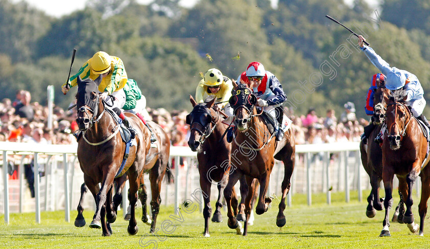 Mustajeer-0004 
 MUSTAJEER (left, Colin Keane) wins The Sky Bet Ebor
York 24 Aug 2019 - Pic Steven Cargill / Racingfotos.com