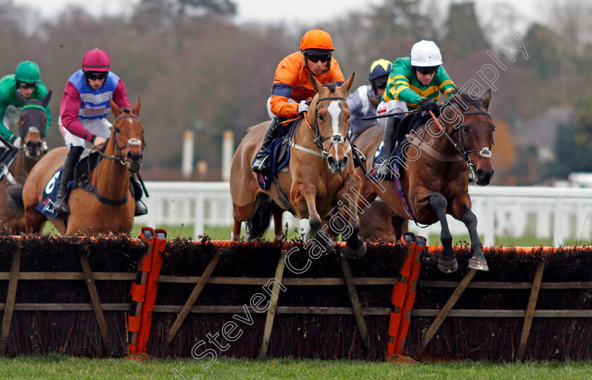 Sam-Spinner-0001 
 SAM SPINNER (centre, Joe Colliver) beats UNOWHATIMEANHARRY (right) in The JLT Reve De Sivola Long Walk Hurdle Ascot 23 Dec 2017 - Pic Steven Cargill / Racingfotos.com