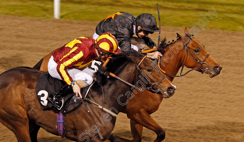 Magic-Pulse-0006 
 MAGIC PULSE (farside, Dougie Costello) beats AVON GREEN (nearside) in The totescoop6 Play For £2 This Saturday Nursery Chelmsford 16 Nov 2017 - Pic Steven Cargill / Racingfotos.com