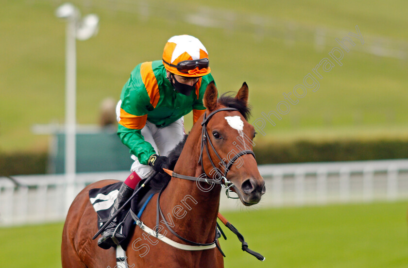 Lone-Eagle-0001 
 LONE EAGLE (Oisin Murphy) before winning The British Stallion Studs EBF Novice Stakes
Goodwood 28 Aug 2020 - Pic Steven Cargill / Racingfotos.com