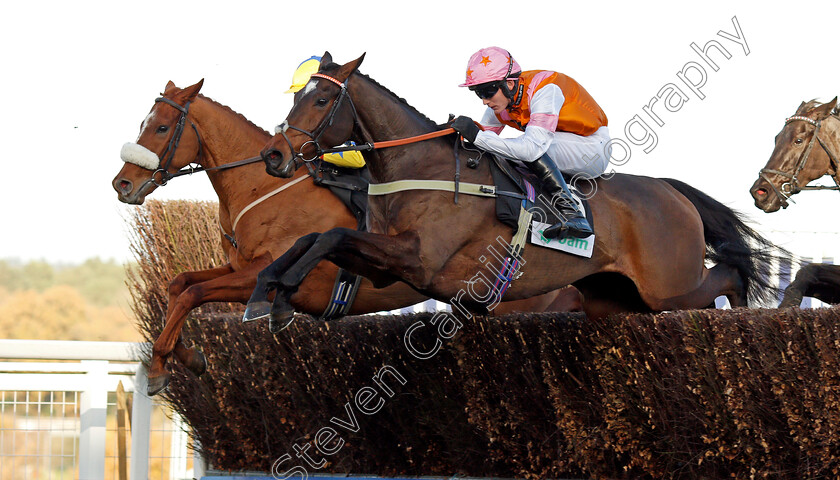 Creep-Desbois-0002 
 CREEP DESBOIS (Tom Bellamy) jumps with SOUPY SOUPS (farside) Ascot 25 Nov 2017 - Pic Steven Cargill / Racingfotos.com