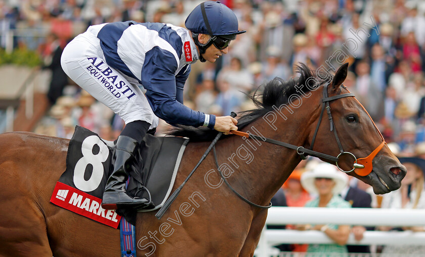 Trillium-0009 
 TRILLIUM (Pat Dobbs) wins The Markel Molecomb Stakes
Goodwood 27 Jul 2022 - Pic Steven Cargill / Racingfotos.com