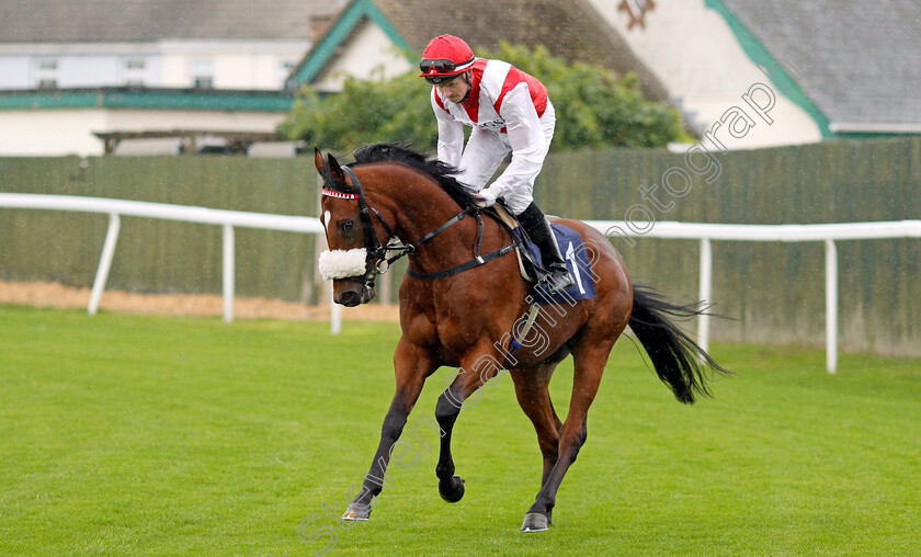 My-Little-Tip-0002 
 MY LITTLE TIP (Aled Beech) winner of The Download The At The Races App Nursery
Yarmouth 14 Sep 2021 - Pic Steven Cargill / Racingfotos.com