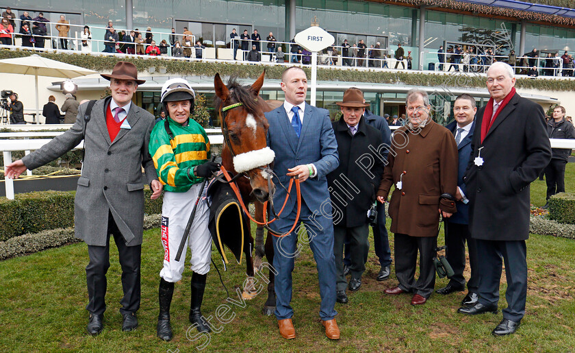 Coney-Island-0006 
 CONEY ISLAND (Barry Geraghty) with J P McManus and trainer Eddie Harty (left) after The Sodexo Graduation Chase Ascot 23 Dec 2017 - Pic Steven Cargill / Racingfotos.com