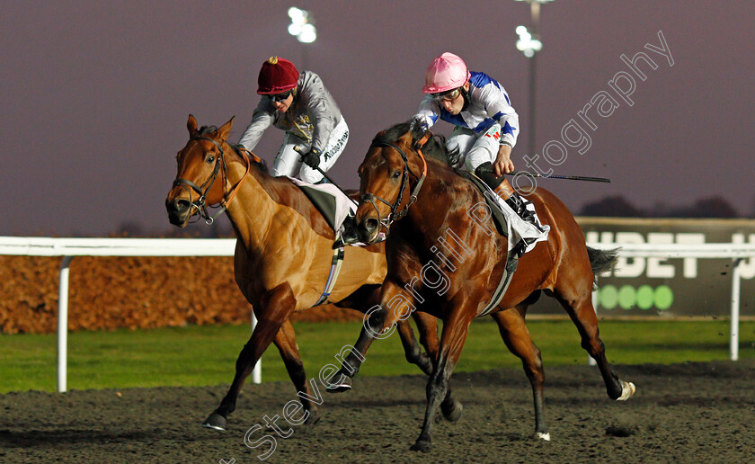 Brunel-Charm-0002 
 BRUNEL CHARM (Finley Marsh) beats AL DAWODIYA (left) in The British Stallion Studs EBF Novice Stakes
Kempton 4 Dec 2019 - Pic Steven Cargill / Racingfotos.com