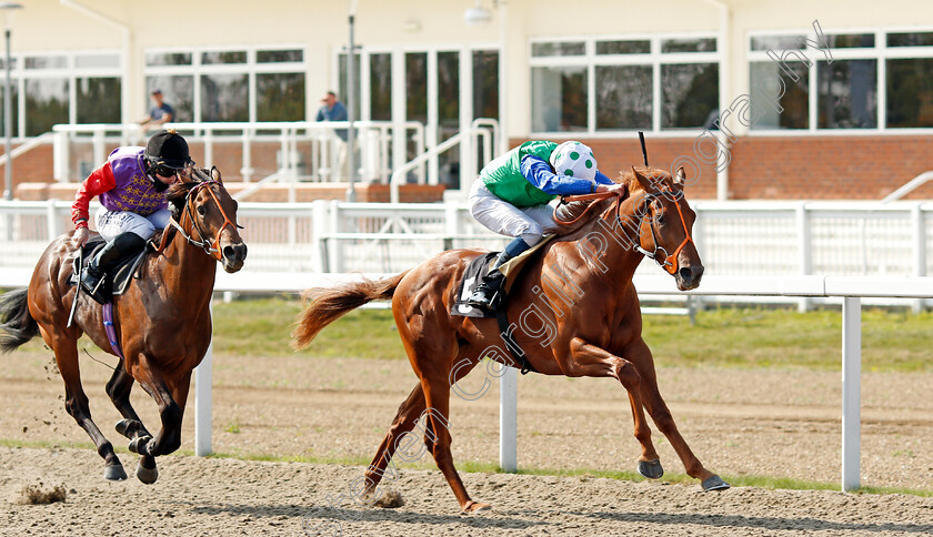 Decisive-Edge-0004 
 DECISIVE EDGE (William Buick) beats COLLINSBAY (left) in The tote Placepot Your First Bet EBF Novice Stakes
Chelmsford 20 Sep 2020 - Pic Steven Cargill / Racingfotos.com