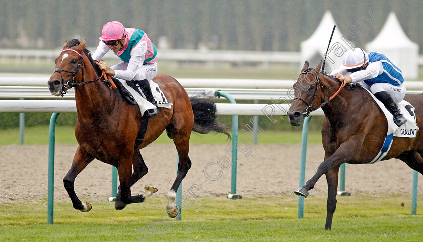 Klondike-0003 
 KLONDIKE (Christophe Soumillon) beats SACRED SPIRIT (right) in The Prix de Reux
Deauville 3 Aug 2024 - Pic Steven Cargill / Racingfotos.com