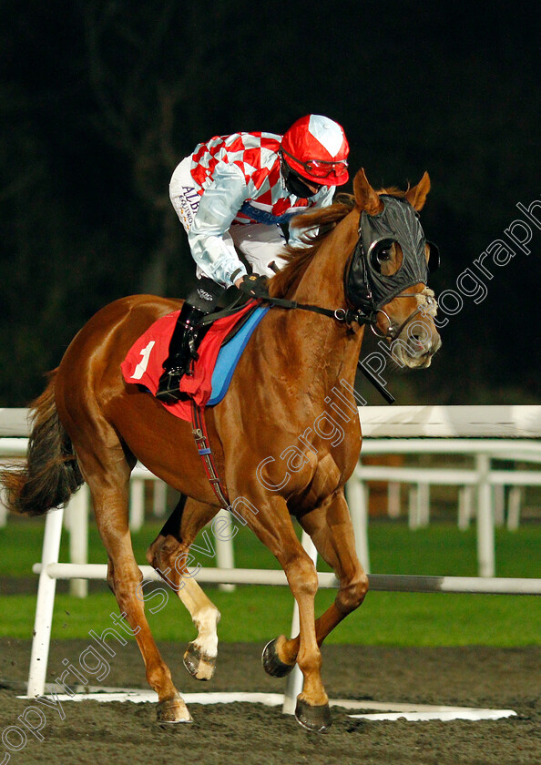 Red-Verdon-0001 
 RED VERDON (Ryan Moore)
Kempton 2 Dec 2020 - Pic Steven Cargill / Racingfotos.com