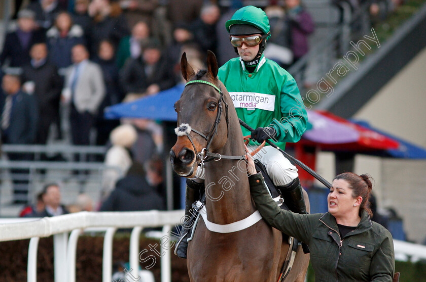 L Ami-Serge-0002 
 L'AMI SERGE (Nico de Boinville) 
Ascot 21 Dec 2019 - Pic Steven Cargill / Racingfotos.com