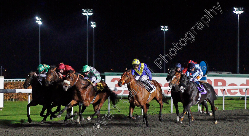 Second-Thought-0002 
 SECOND THOUGHT (rails, James Doyle) beats KEYSTROKE (centre) MR OWEN (red) and KHAFOO SHEMEMI (2nd right) in The British Stallion Studs EBF Hyde Stakes Kempton 22 Nov 2017 - Pic Steven Cargill / Racingfotos.com