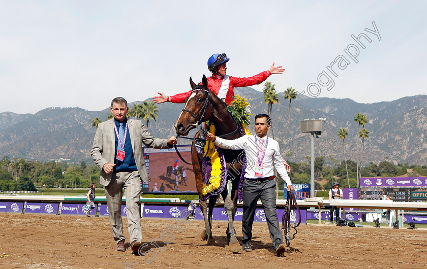 Inspiral-0010 
 INSPIRAL (Frankie Dettori) winner of The Breeders' Cup Filly & Mare Turf
Santa Anita 4 Nov 2023 - Pic Steven Cargill / Racingfotos.com