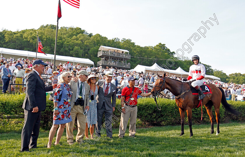 Zanjabeel-0011 
 ZANJABEEL (Ross Geraghty) and connections after winning The Calvin Houghland Iroquois Hurdle Grade 1, Percy Warner Park, Nashville 12 May 2018 - Pic Steven Cargill / Racingfotos.com