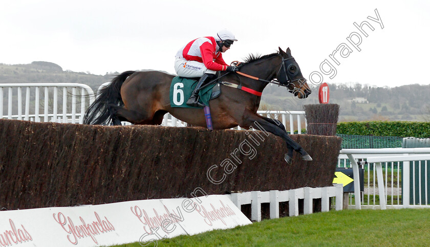 Zara-Hope-0003 
 ZARA HOPE (Kielan Woods) wins The CF Roberts Electrical & Mechanical Services Mares Handicap Chase
Cheltenham 13 Dec 2019 - Pic Steven Cargill / Racingfotos.com