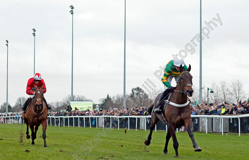 Buveur-D Air-0004 
 BUVEUR D'AIR (Barry Geraghty) wins The Unibet Christmas Hurdle Kempton 26 Dec 2017 - Pic Steven Cargill / Racingfotos.com