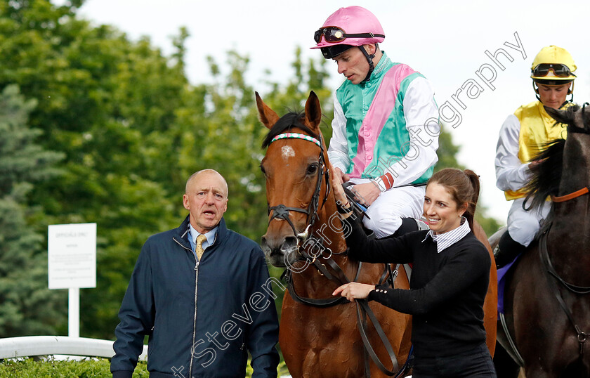 Zilfee-0008 
 ZILFEE (Kieran Shoemark) winner of The Unibet EBF Maiden Fillies Stakes
Kempton 12 Jun 2024 - Pic Steven Cargill / Racingfotos.com