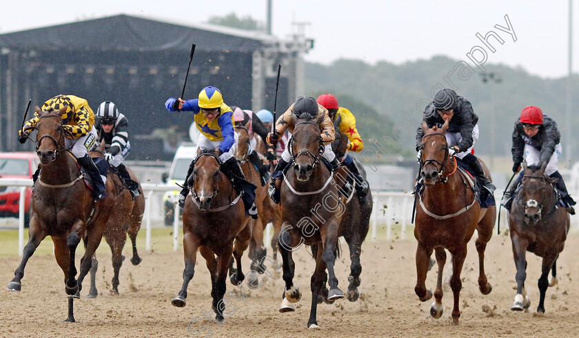 Runninwild-0001 
 RUNNINWILD (centre, David Allan) beats BUNIANN (left) and TANTASTIC (2nd left) in The Pertemps Network Handicap
Newcastle 24 Jun 2022 - Pic Steven Cargill / Racingfotos.com