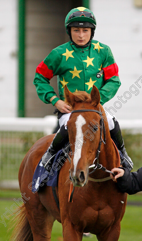 Sussex-Girl-0005 
 SUSSEX GIRL (Nicola Currie) after The Injured Jockeys Fund Handicap Yarmouth 24 Oct 2017 - Pic Steven Cargill / Racingfotos.com