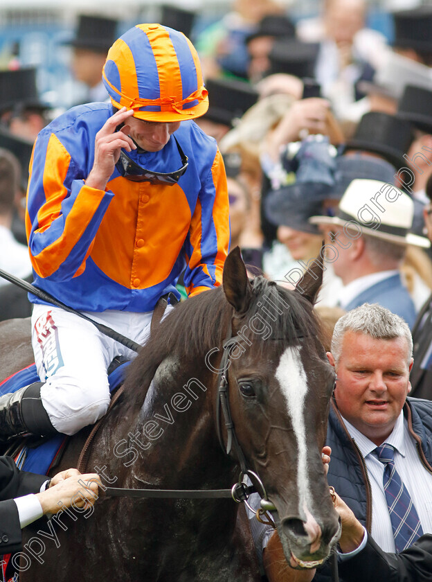 Auguste-Rodin-0014 
 AUGUSTE RODIN (Ryan Moore) winner of The Betfred Derby
Epsom 3 Jun 2023 - Pic Steven Cargill / Racingfotos.com