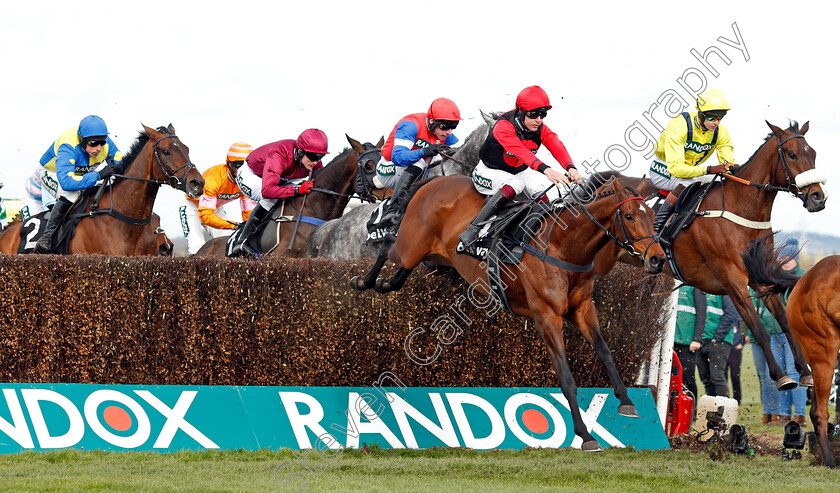 Sam-Brown-0005 
 SAM BROWN (Aidan Coleman) wins The Betway Handicap Chase
Aintree 9 Apr 2022 - Pic Steven Cargill / Racingfotos.com